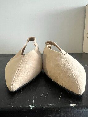 & Other Stories Beige Suede Slingback Pointed Toe Flats Size 36 EU / US 6